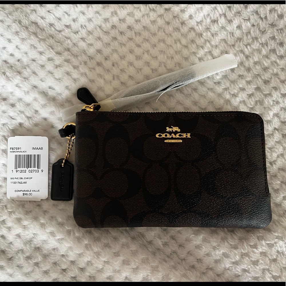 NWT double zipper wristlet